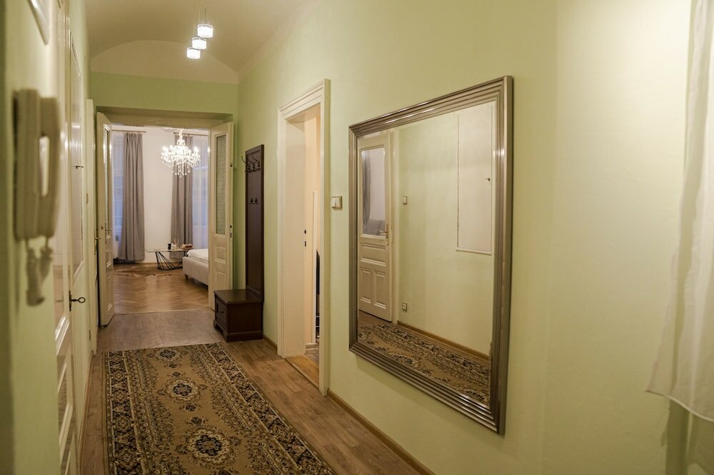 Фото Helen Homestay Václavské náměstí