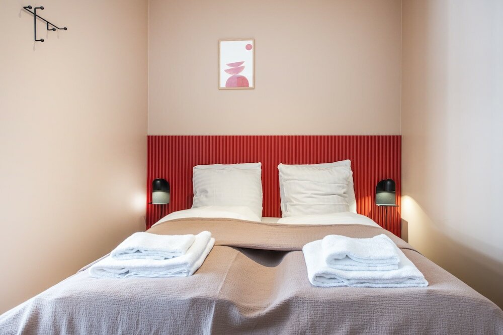 Фото By the Lakes apartments - Into This Place