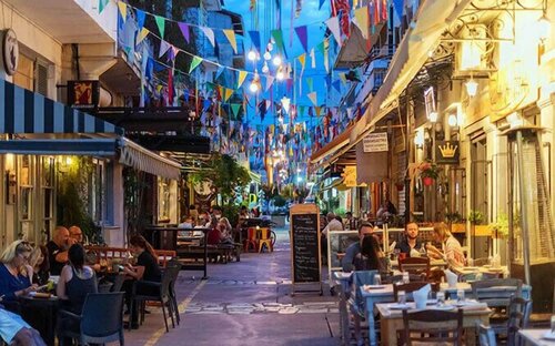 Гостиница City-Sea Fusion, Elegant Gem Minutes from the Beach в Каламате