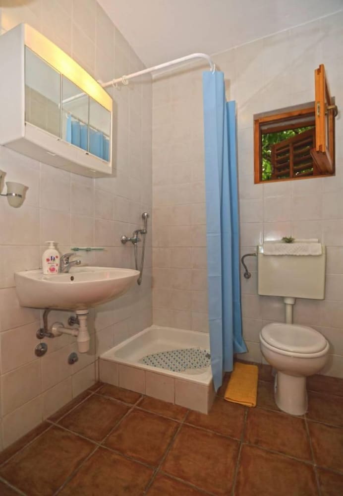 Фото Josip - 100 m From Beach - A2