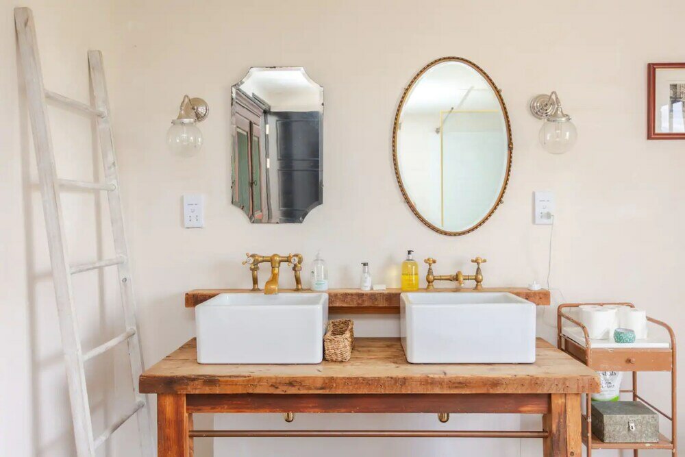 Фото Stunning 2 Bedroom House in Peaceful London Fields