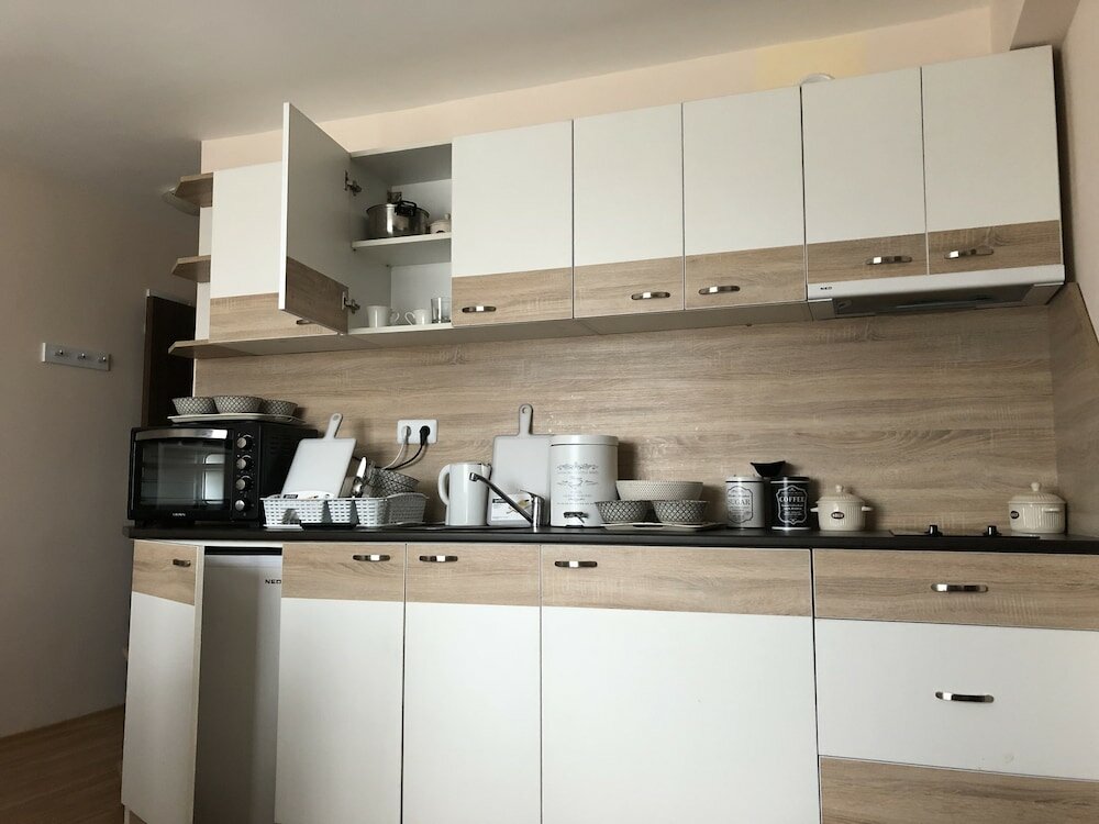 Фото Palace Deluxe Hotel