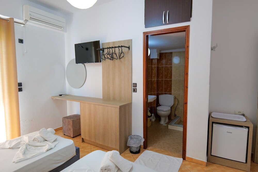 Фото Hotel Driloni