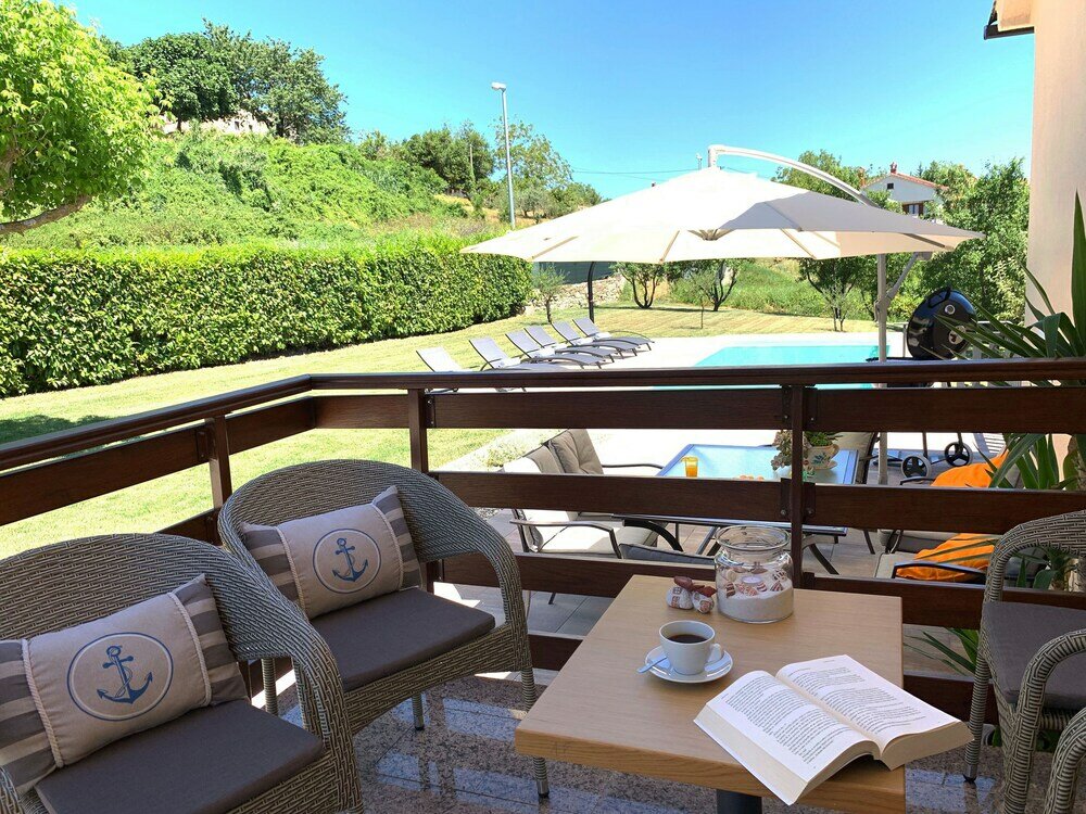 Фото Holiday Home with pool and garden