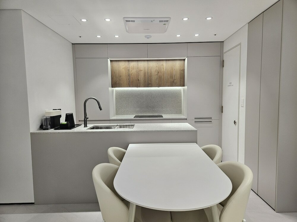 Фото Hotel the Designers Lyj Suite Yeoksam