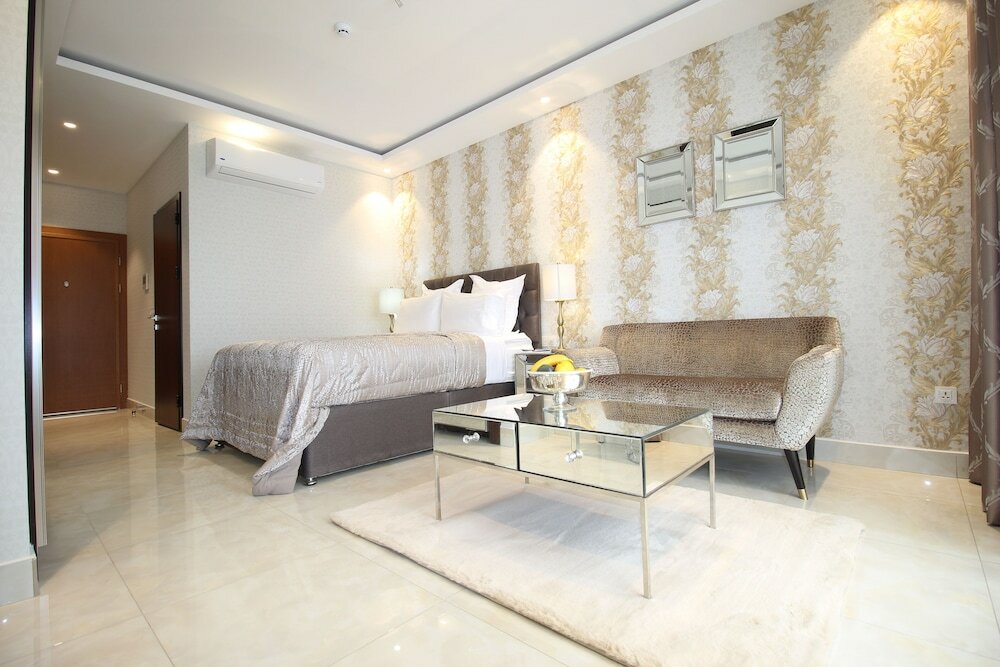 Фото Mirage Residences - 2 Bedroom Unit