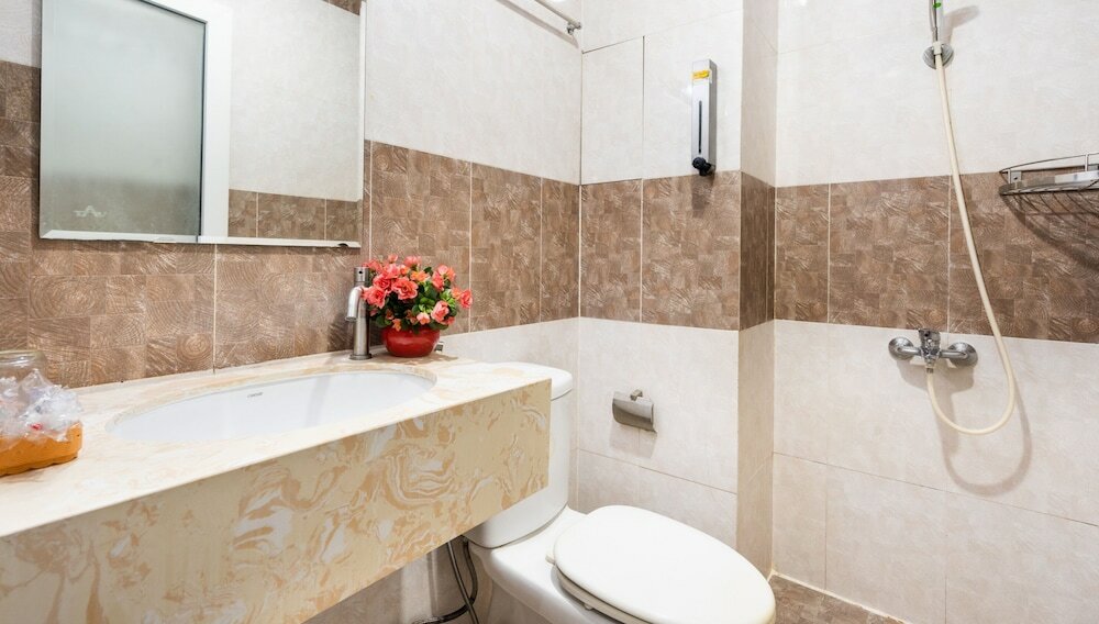 Фото Queen Hotel Saigon Airport