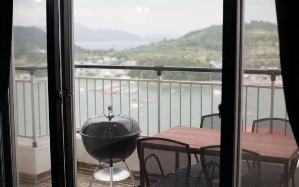 Фото Yeosu Querencia Resort