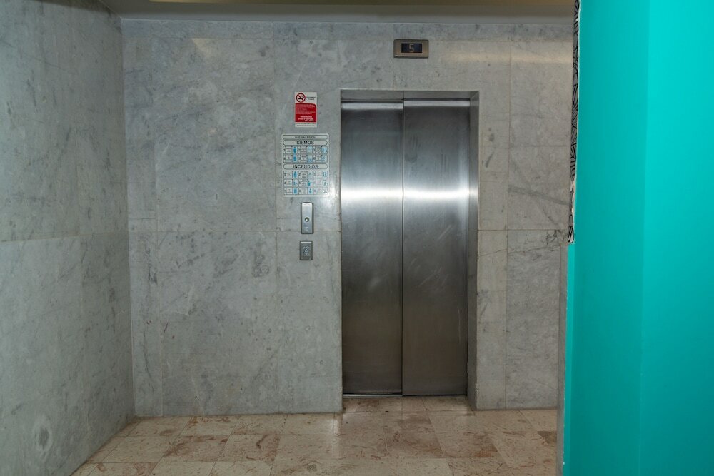 Фото Impala Hotel in front of the Ado