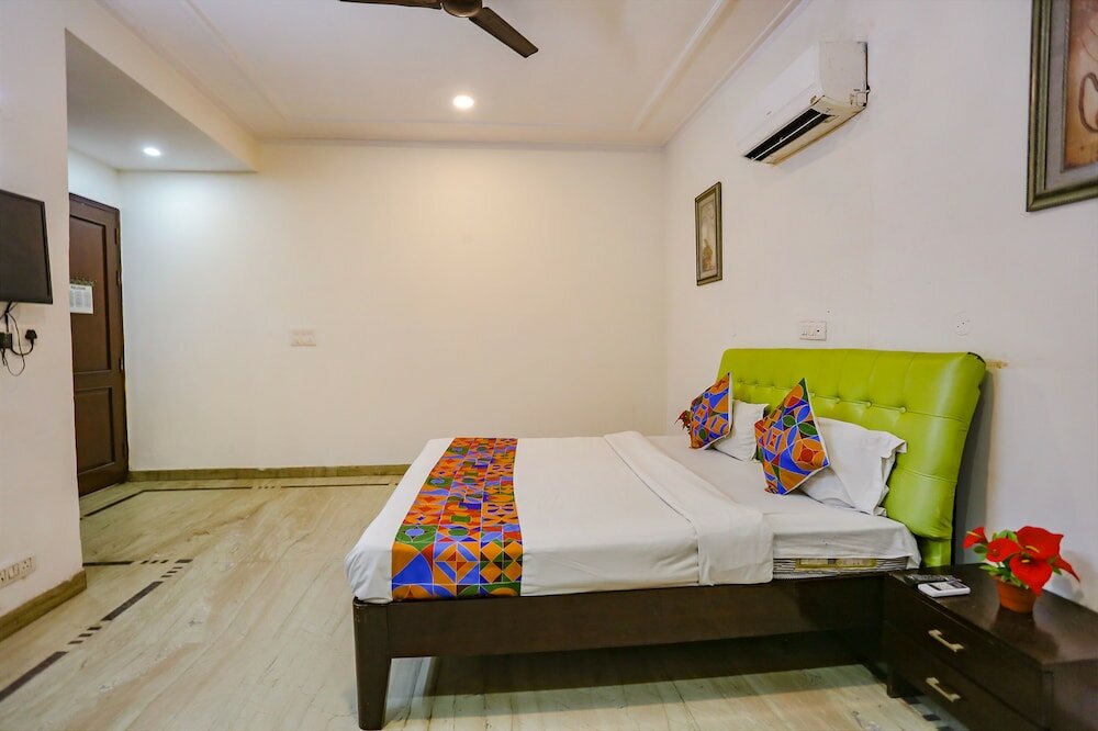 Фото Fabhotel Grand Palace