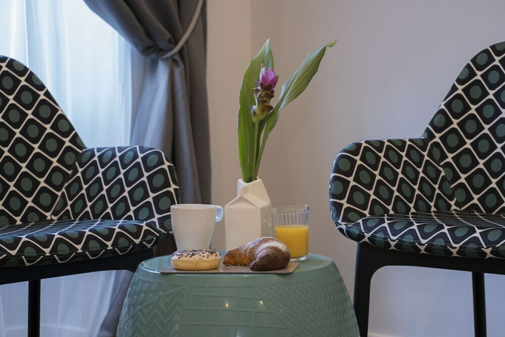 Фото Delsi Inn Piazza di Spagna 32