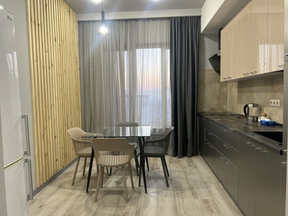 Фото Rooftop City View apartments