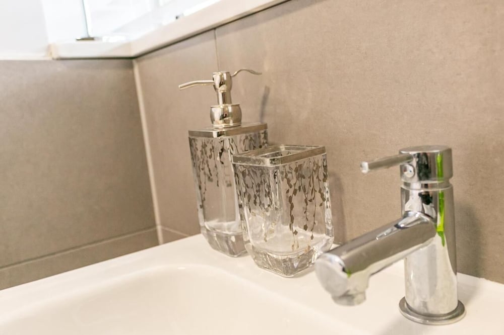 Фото Archers House