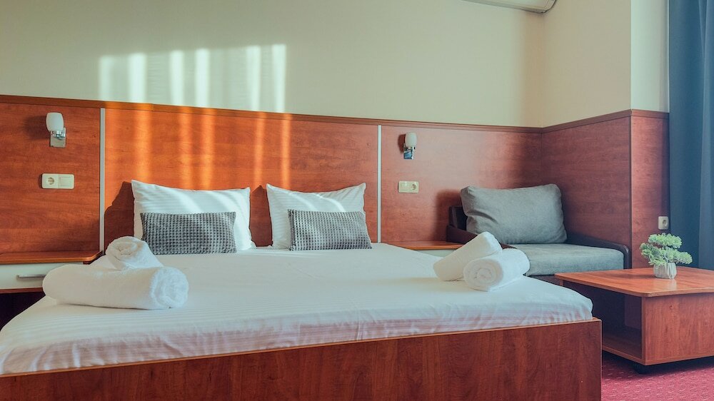 Фото Dezudava Hotel