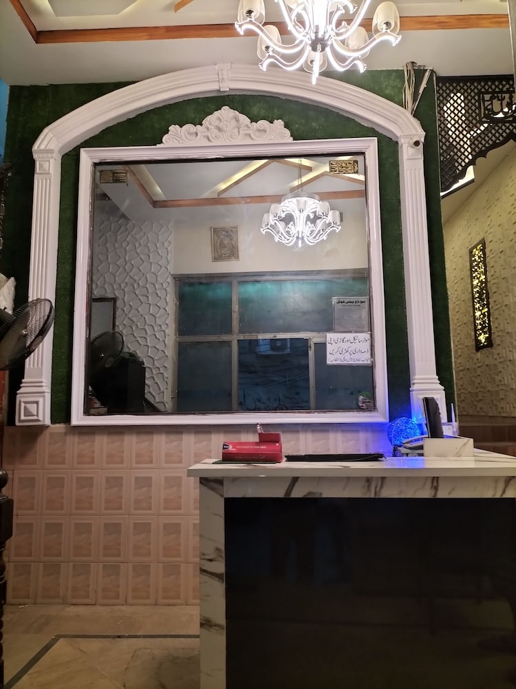 Фото New Taj Palace Hotel