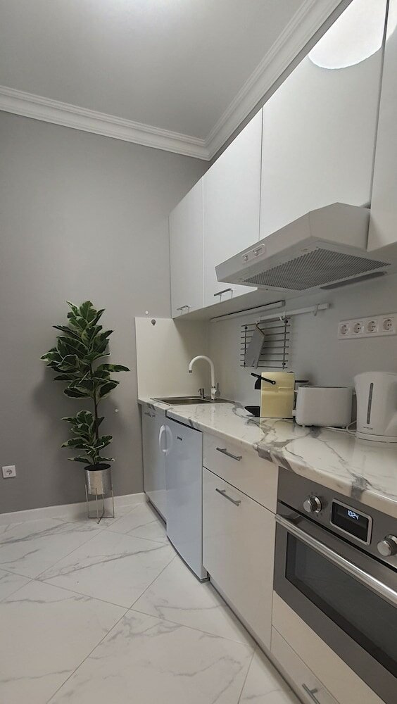 Фото Camille Apartments