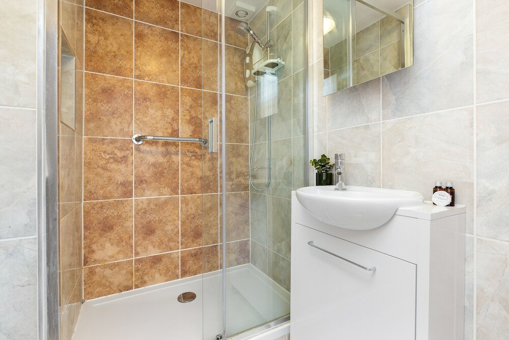 Фото The Kensington Apartments