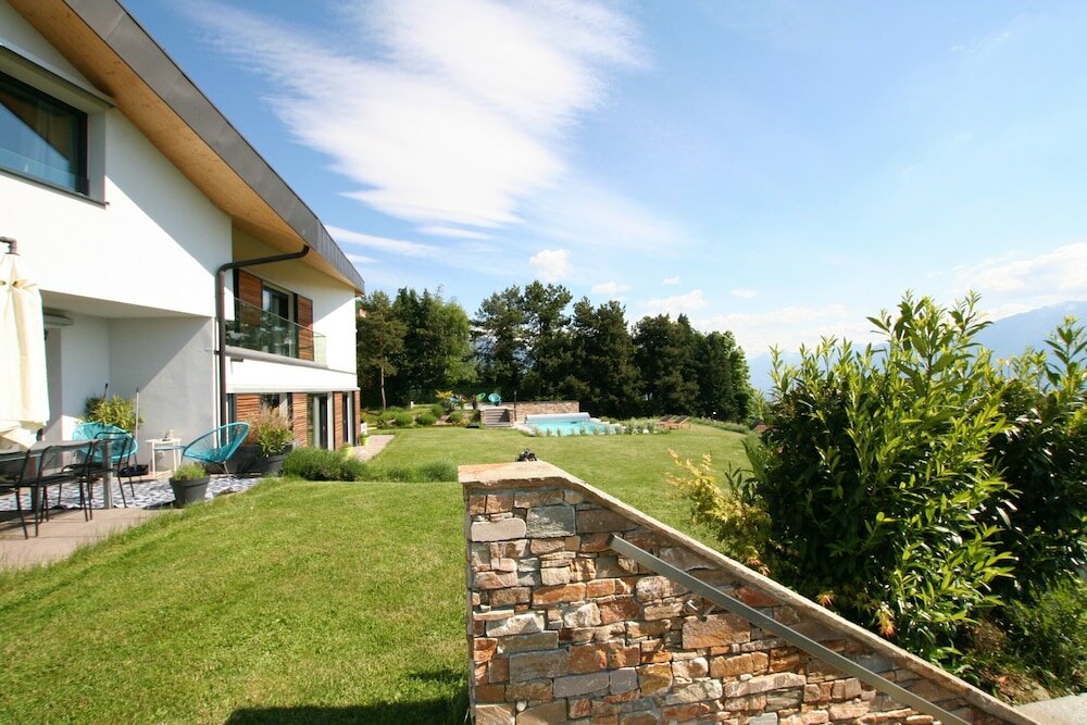 Фото Montreux holiday home