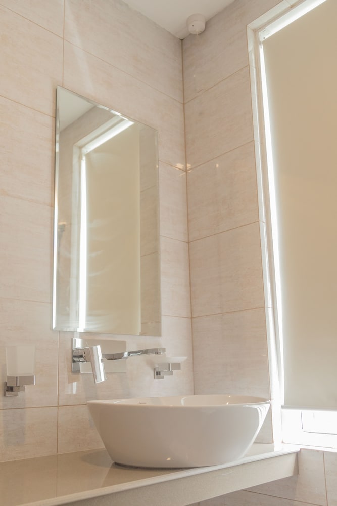 Фото Crown Properties