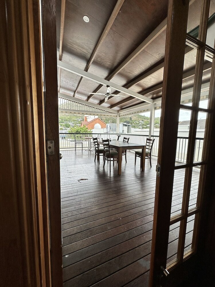 Фото Sovereign House