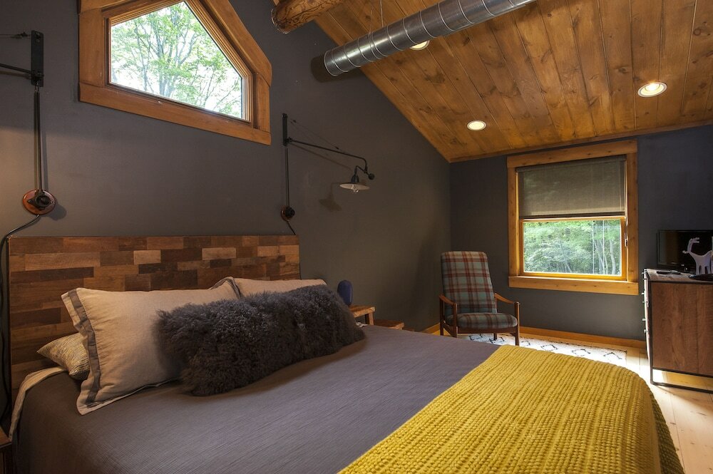 Фото Chatfield Hollow Inn