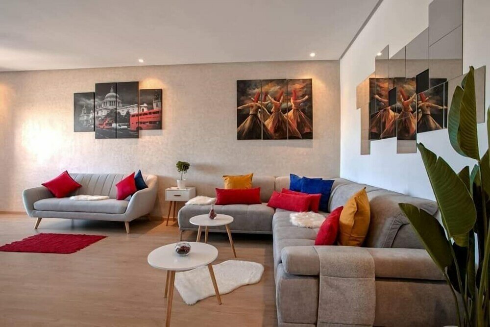 Фото Privilege House