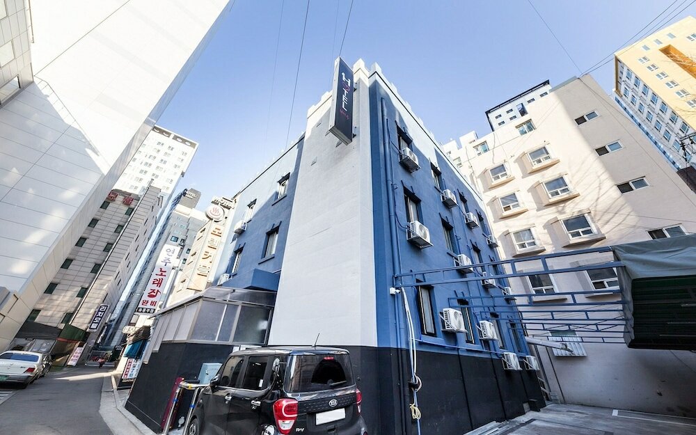 Фото отеля 1