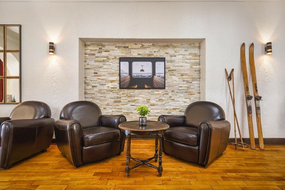 Фото Chalet Hôtel La Sapinière