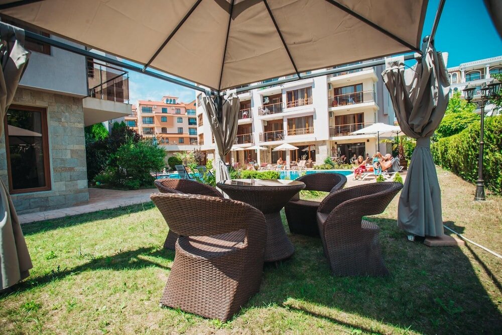 Фото Magnolia Garden Hotel