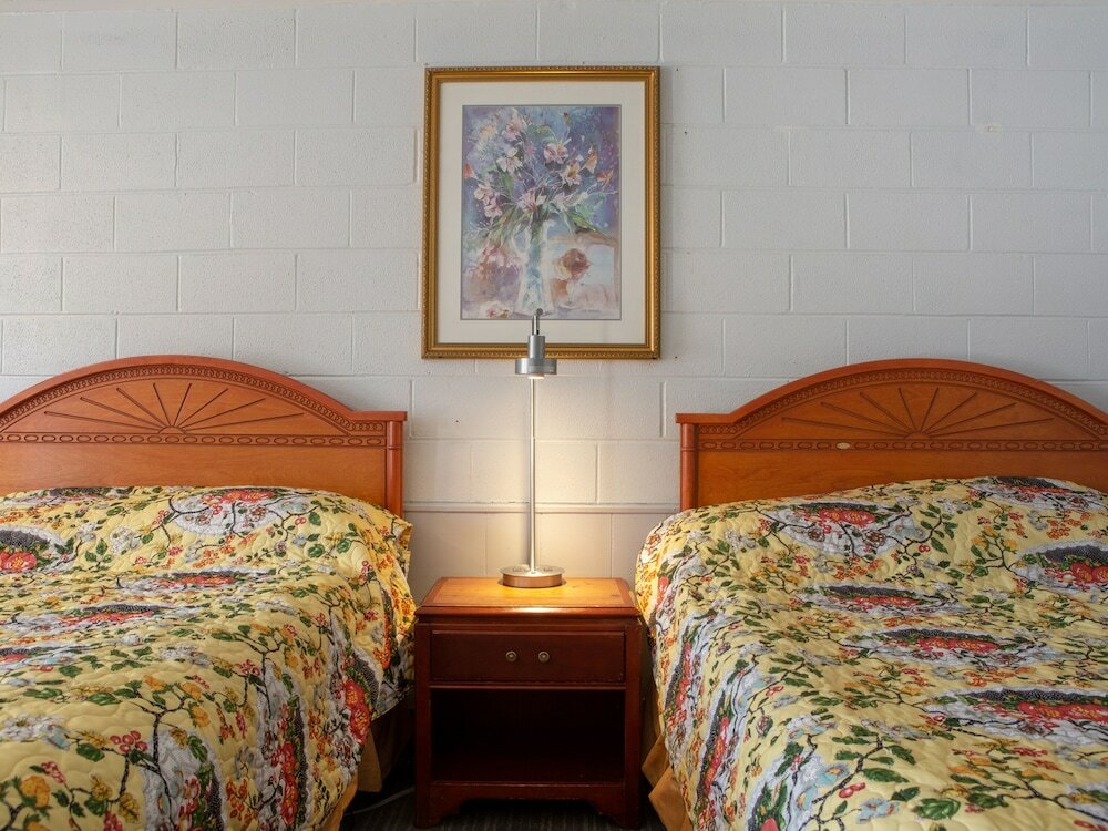 Фото Hotel Richmond Hill On North