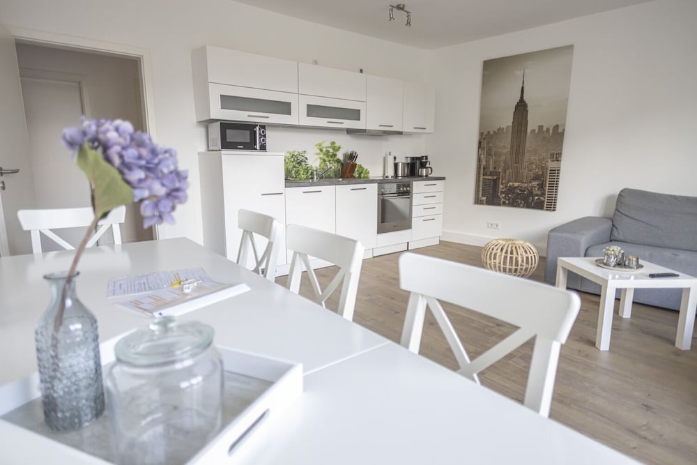 Фото Dehnhaide Apartments