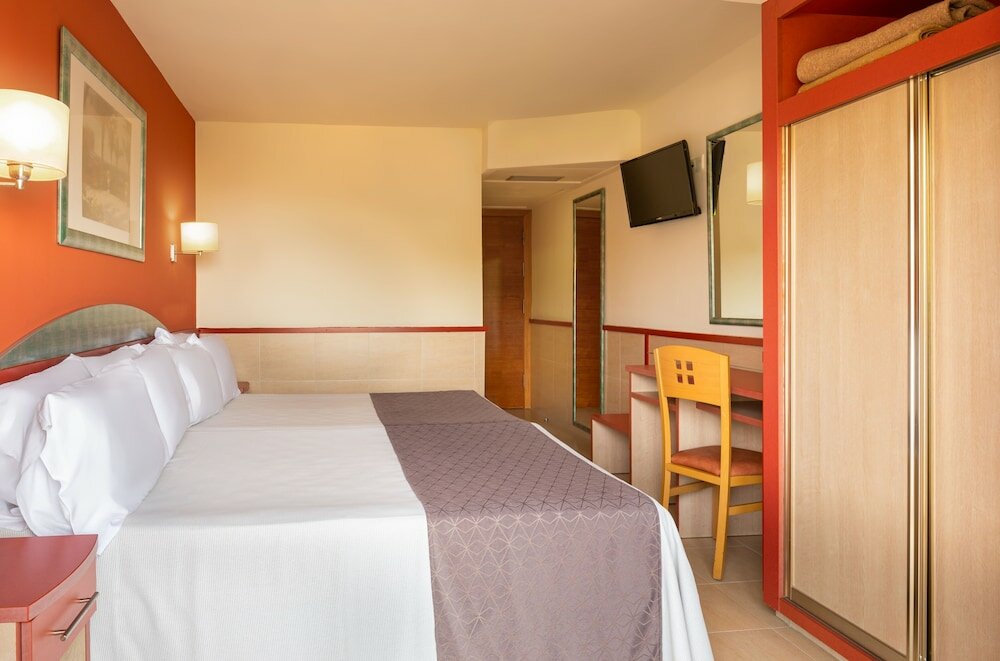 Фото H Top Calella Palace