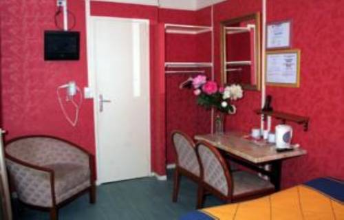 Фото Hotel Aviatic