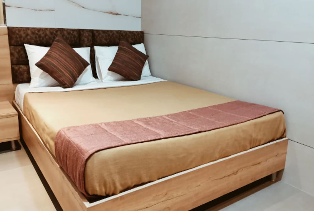 Фото Hotel Prasad Nx