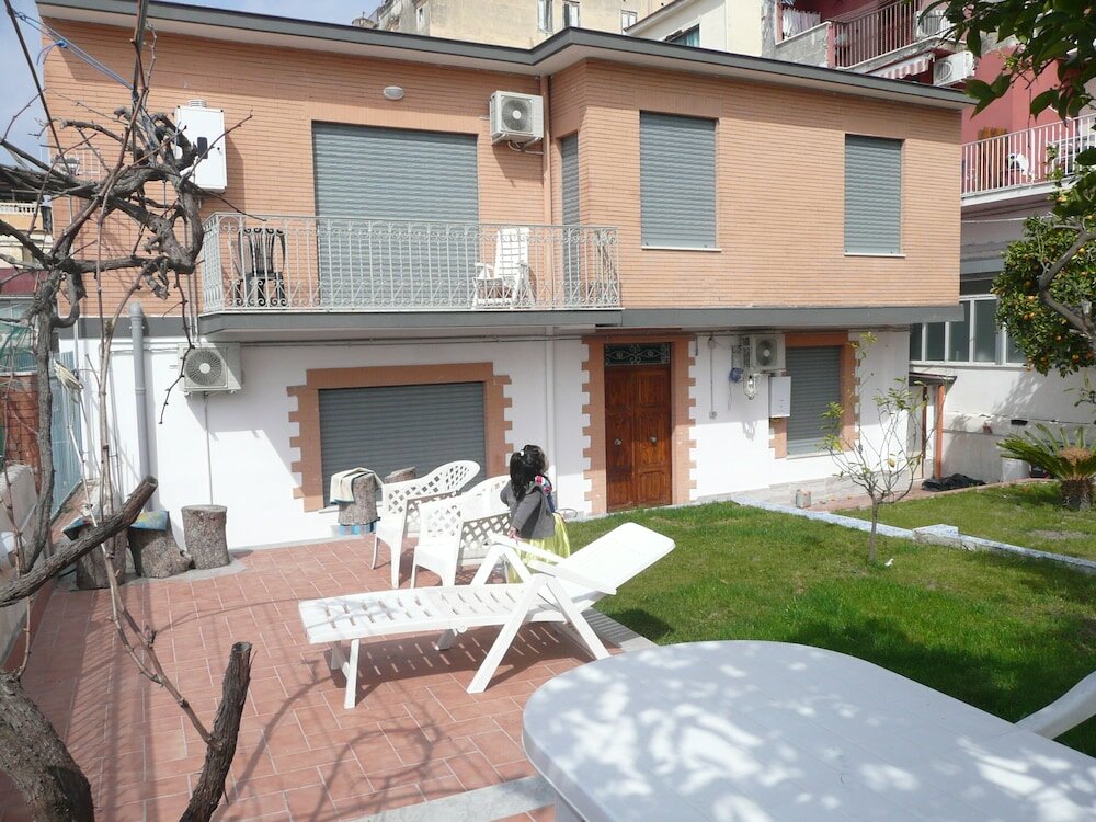 Фото Garden House Ercolano