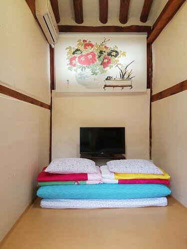 Гостиница Gongsimga Hanok Guesthouse