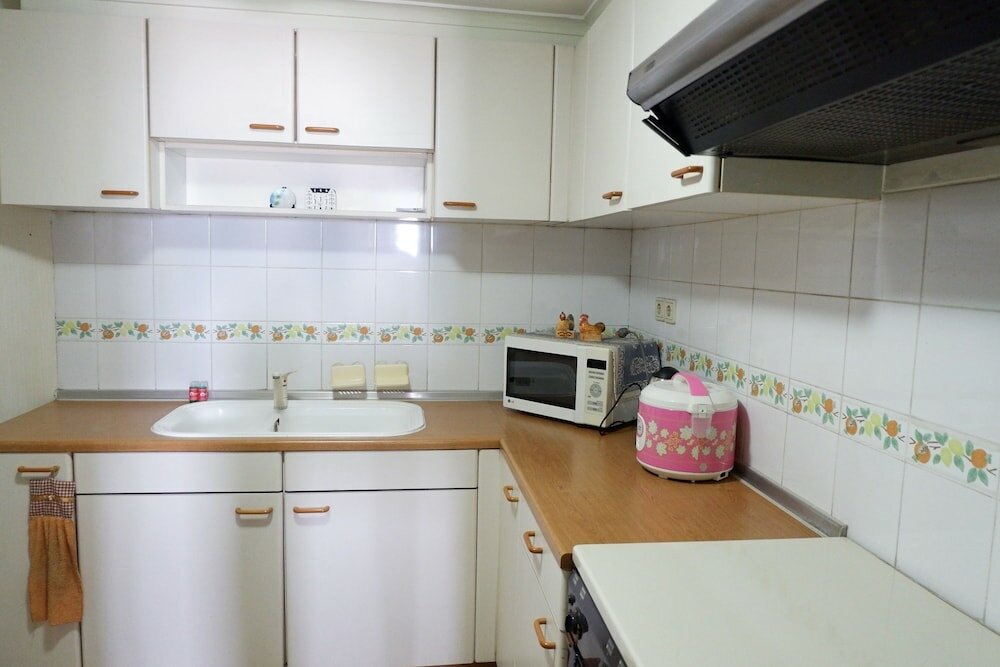 Фото 3BR Apartment at Sudirman Condominum Tower By Travelio