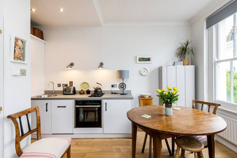 Фото Cosy and Bright 1 Bed Apartment in Pimlico