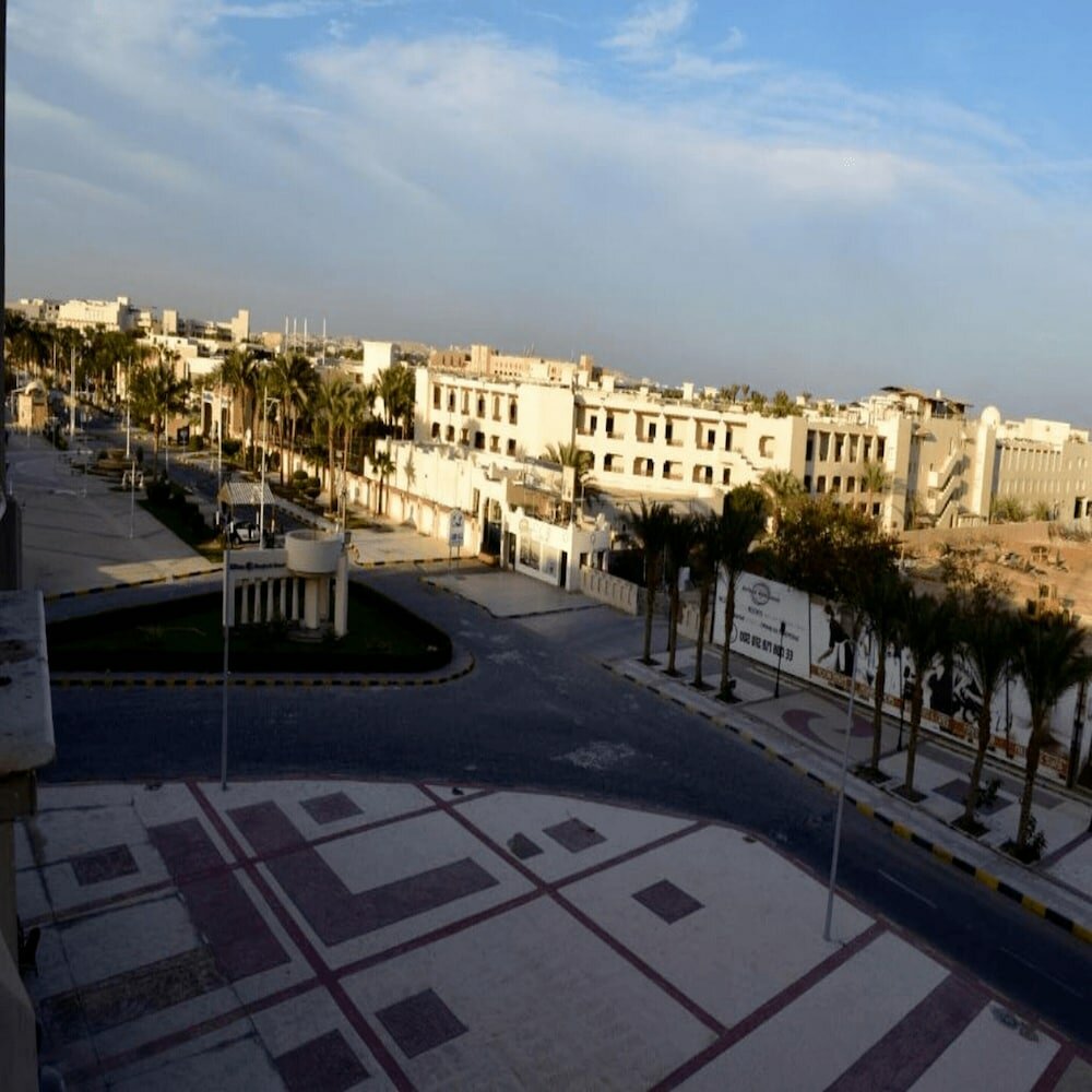 Фото Intercontinental Area Apartments