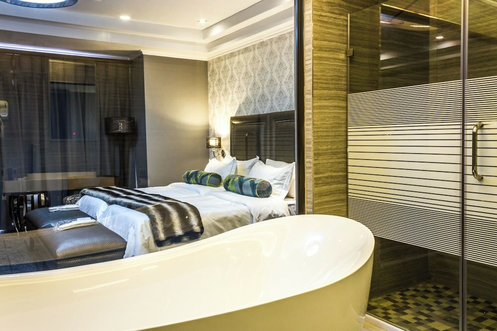 Фото Stay Well Hotels