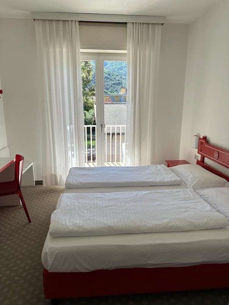 Фото Bike Garnì Villa Maria Torbole