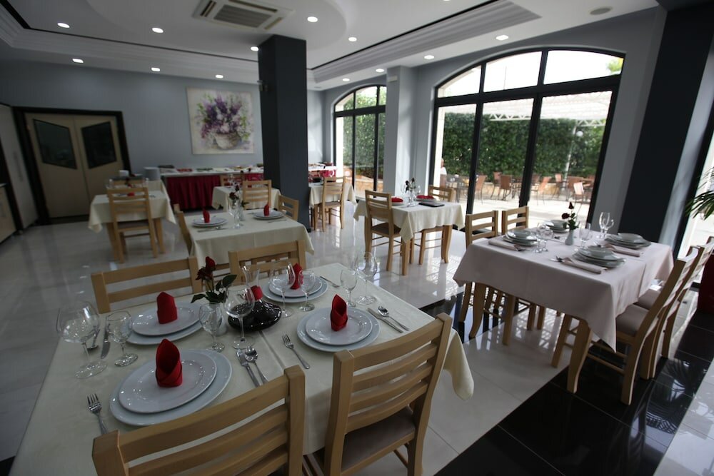 Фото Hotel Heksamil