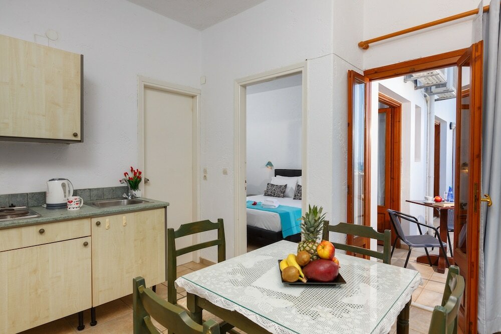 Фото Romantica Hotel Apartments