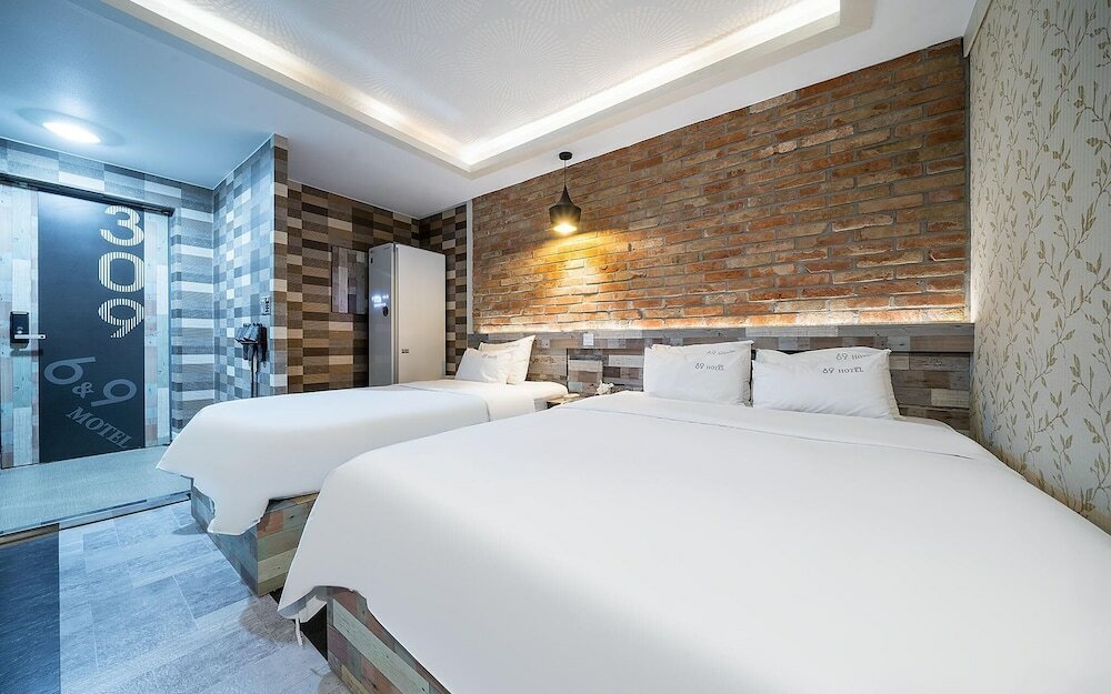 Фото Yeosu Six and Nine