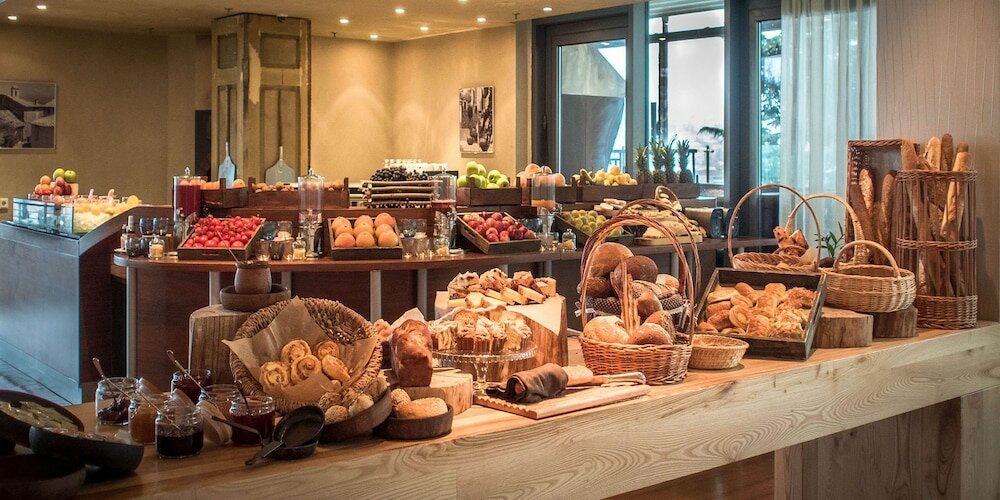 Фото Radisson Blu Iveria Hotel, Tbilisi City Centre