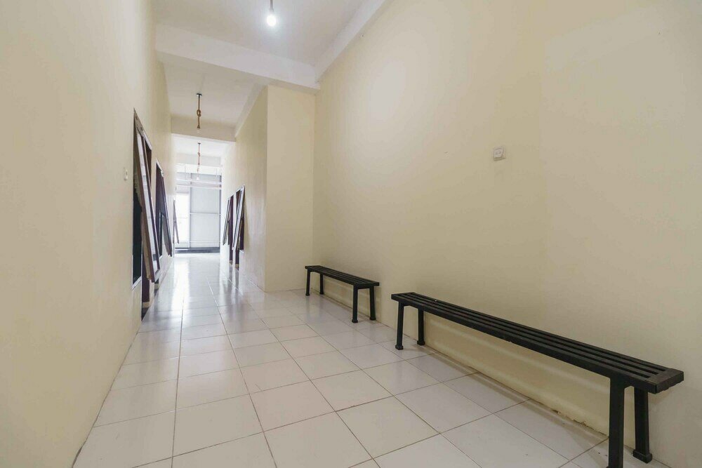 Фото RedDoorz Syariah near Lubang Jepang Bukittinggi