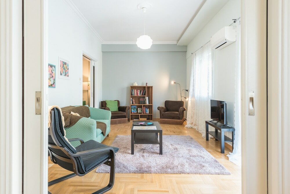 Фото Spacious Acropolis Home by CloudKeys