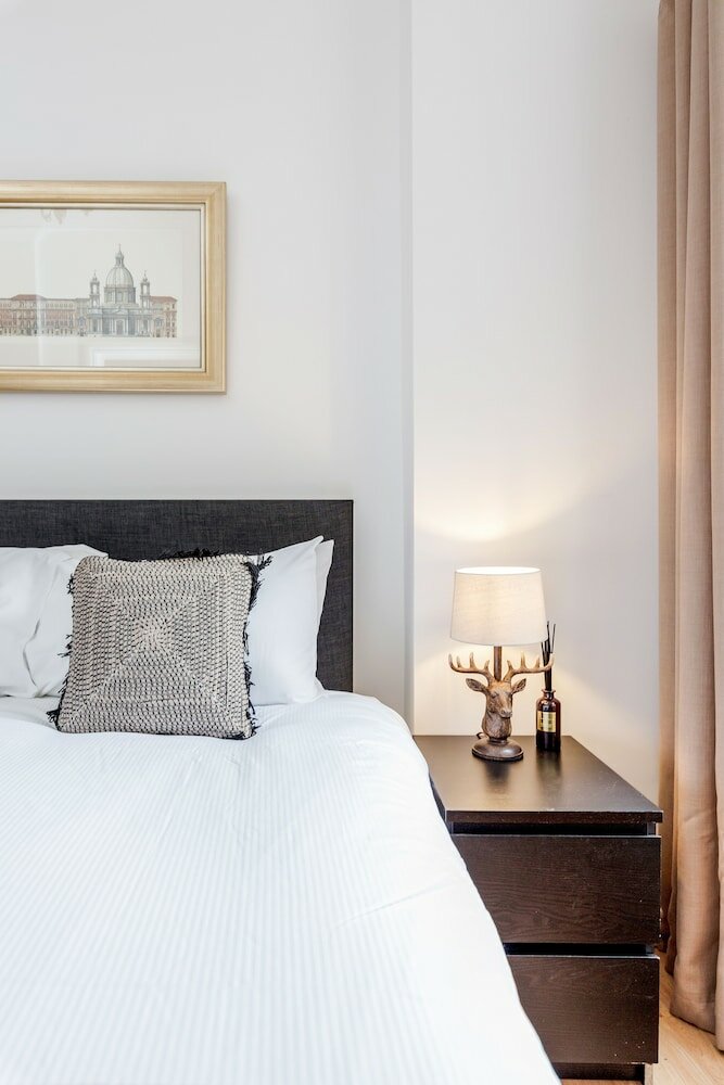 Фото Kings Road Apartments