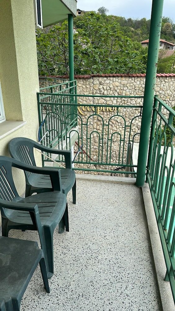 Фото Hayat Hotel Ltd