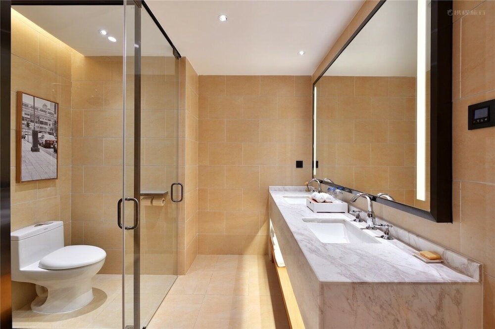 Фото Quality Hotel Chengdu